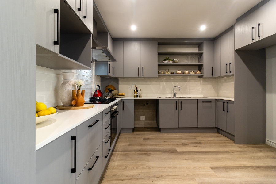 4 Bedroom Property for Sale in Royal Ascot Western Cape